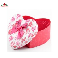 custom plastic heart shape gift box in shenzhen